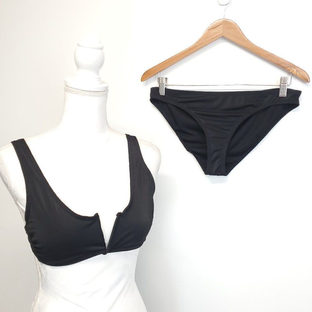 TAHITI Swimwear Jersey Ribbed V-Cut Two Piece Swimsuit NEW Size Large